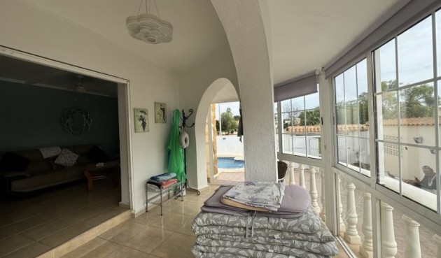 Resale - Villa -
Orihuela Costa - Costa Blanca