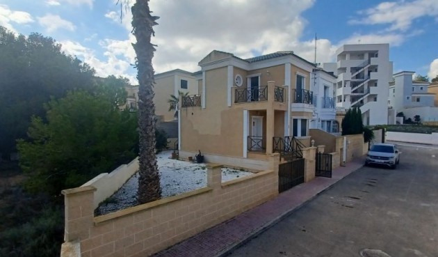 Resale - Villa -
Orihuela - Inland