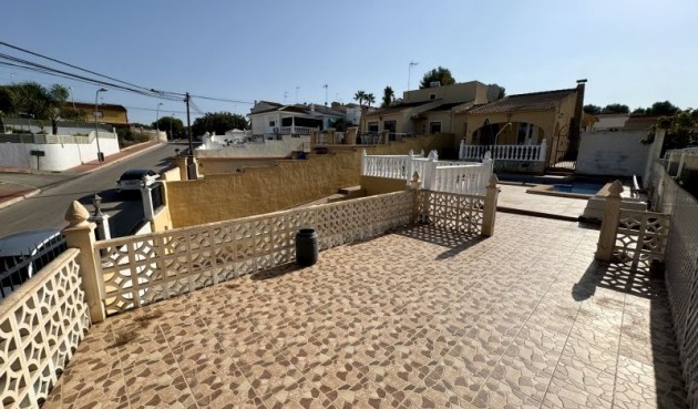 Resale - Villa -
Los Balcones - Costa Blanca