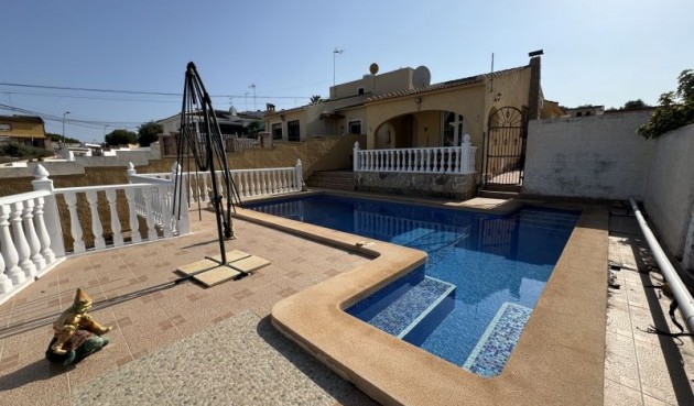 Resale - Villa -
Los Balcones - Costa Blanca