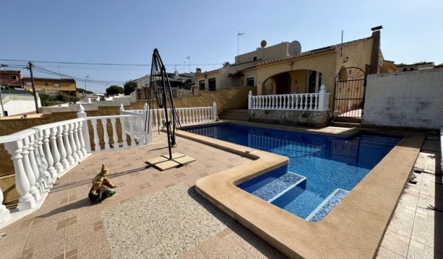 Resale - Villa -
Los Balcones - Costa Blanca