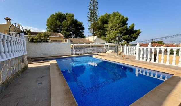 Resale - Villa -
Los Balcones - Costa Blanca