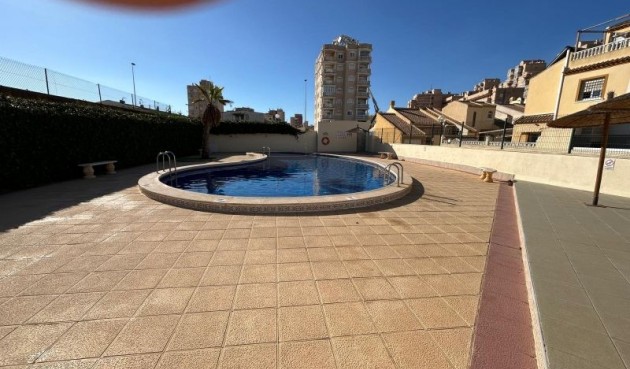 Resale - Duplex -
Torrevieja - Costa Blanca