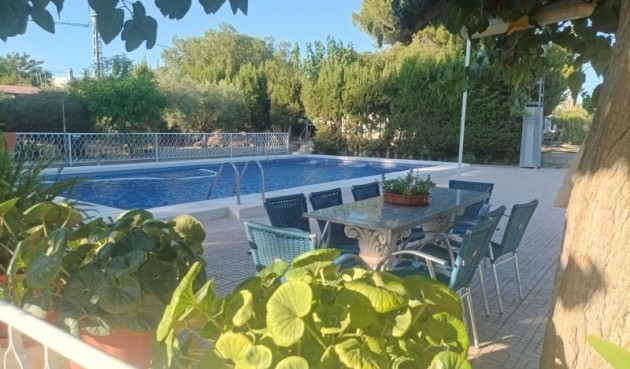 Resale - Villa -
Elche - Costa Blanca