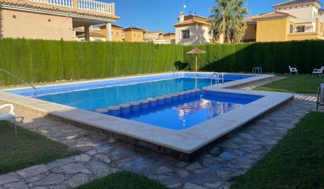 Resale - Villa -
Orihuela Costa - Costa Blanca