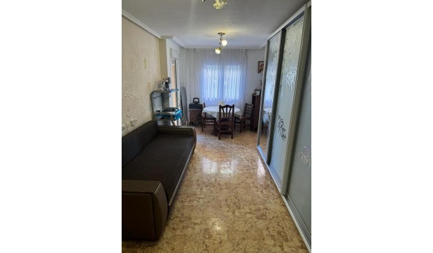 Resale - Apartment -
Torrevieja - CENTER