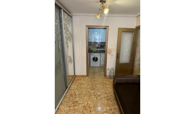 Resale - Apartment -
Torrevieja - CENTER