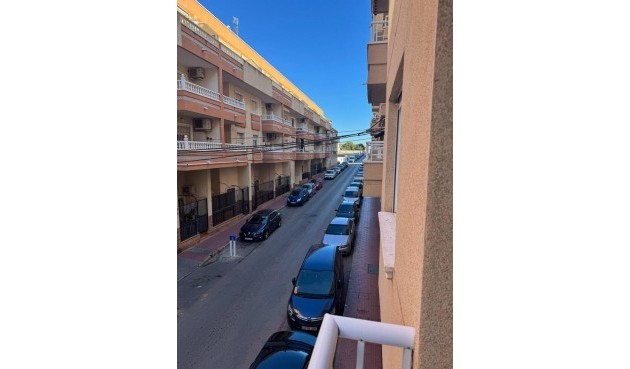 Resale - Apartment -
Torrevieja - CENTER