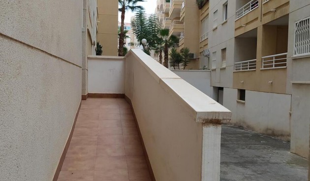 Resale - Apartment -
Torrevieja - CENTER