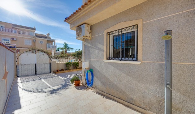 Resale - Town House -
Orihuela Costa - Playa Flamenca