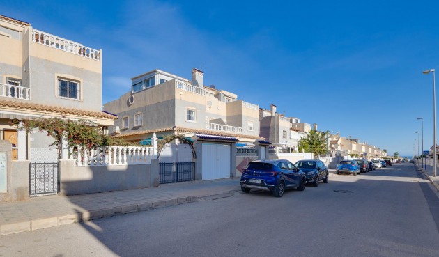 Resale - Town House -
Orihuela Costa - Playa Flamenca