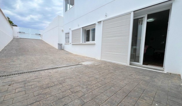 Resale - Villa -
La Marina - Costa Blanca