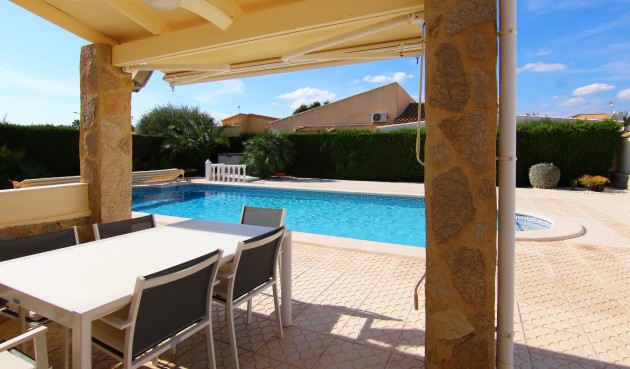 Resale - Villa -
Orihuela Costa - Costa Blanca