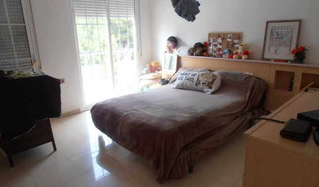 Resale - Villa -
Orihuela Costa - Costa Blanca