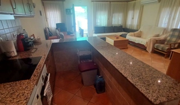 Resale - Bungalow -
Torrevieja - Costa Blanca