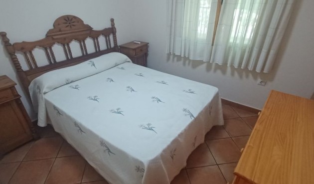 Resale - Bungalow -
Torrevieja - Costa Blanca