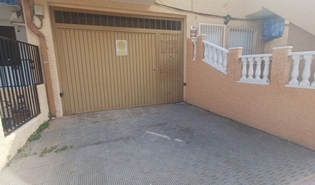 Resale - Bungalow -
Torrevieja - Costa Blanca