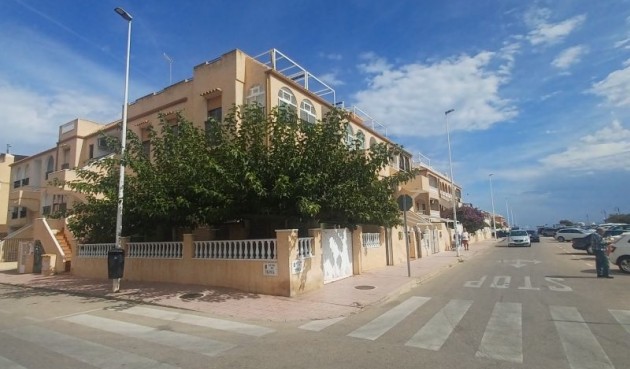 Resale - Bungalow -
Torrevieja - Costa Blanca