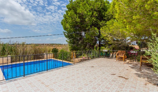 Reventa - Villa -
Los Montesinos - Costa Blanca