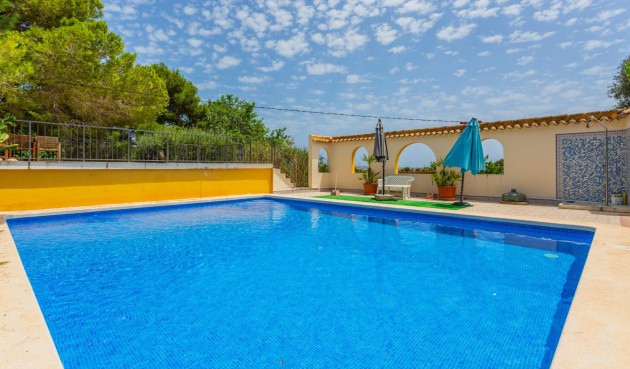 Reventa - Villa -
Los Montesinos - Costa Blanca