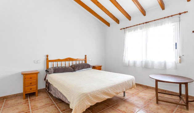 Reventa - Villa -
Los Montesinos - Costa Blanca