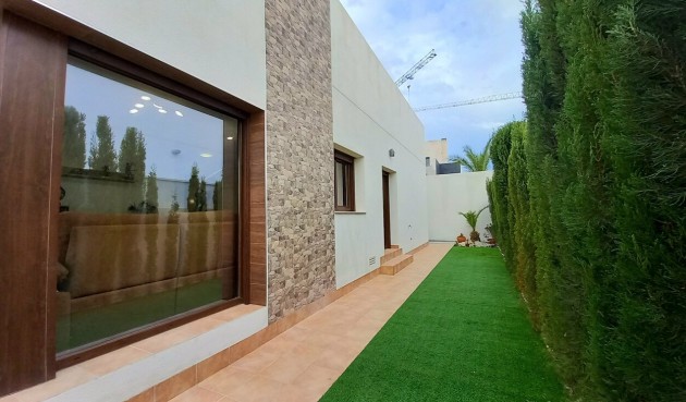 Resale - Villa -
Rojales - Benimar