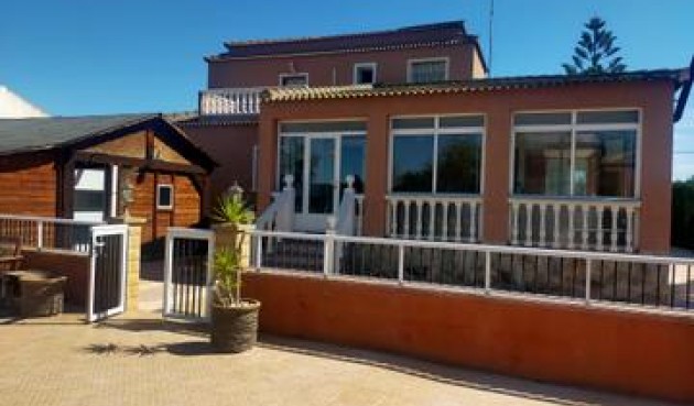 Resale - Villa -
Elche - Costa Blanca