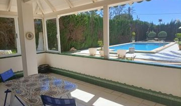 Resale - Villa -
Elche - Costa Blanca