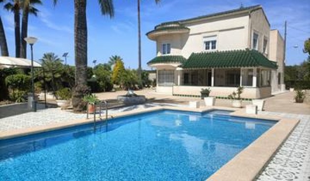 Resale - Villa -
Elche - Costa Blanca