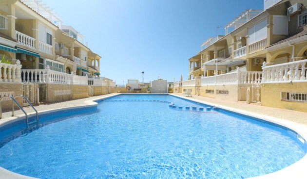 Resale - Villa -
Orihuela Costa - Playa Flamenca Norte