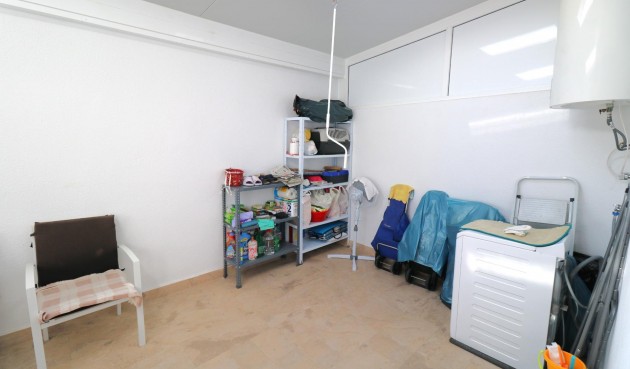 Resale - Town House -
Torrevieja - Playa De Los Naufragos