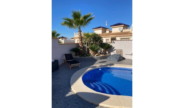 Resale - Villa -
Benijofar - Costa Blanca