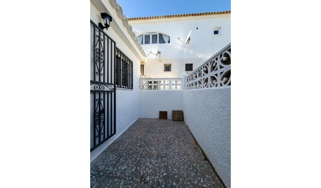 Resale - Bungalow -
Orihuela - Inland