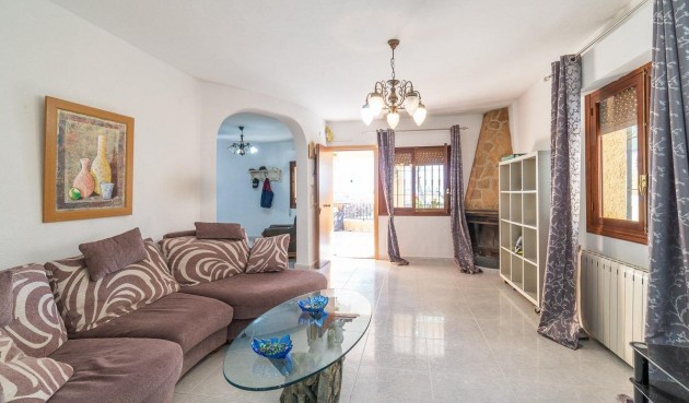 Resale - Villa -
Orihuela Costa - Villamartín