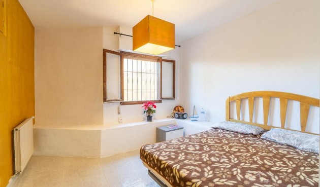 Resale - Villa -
Orihuela Costa - Villamartín