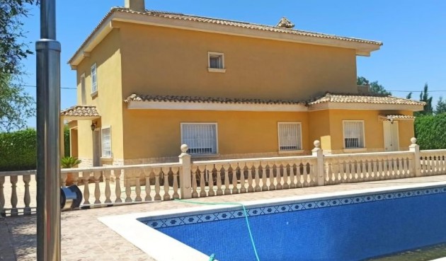 Resale - Villa -
Elche - Costa Blanca