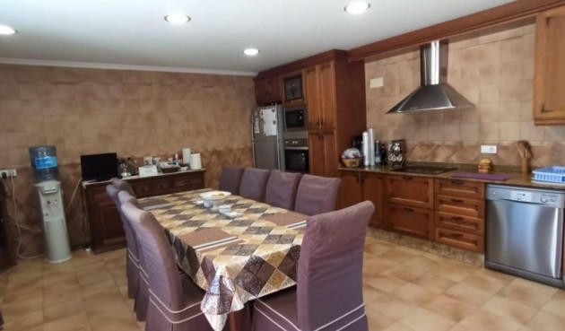 Resale - Villa -
Elche - Costa Blanca