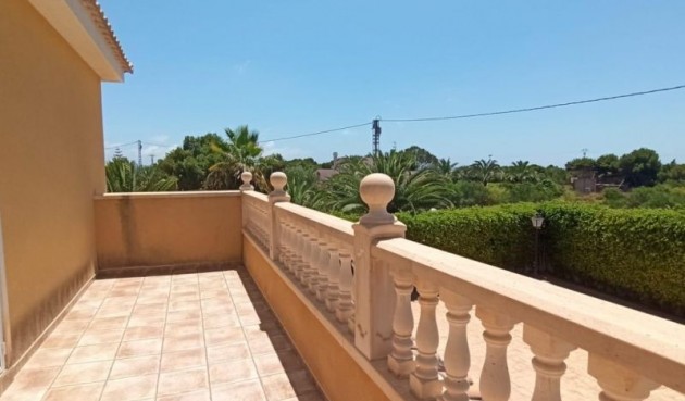 Resale - Villa -
Elche - Costa Blanca