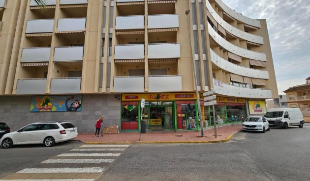 Resale - Apartment -
Guardamar del Segura - Pueblo