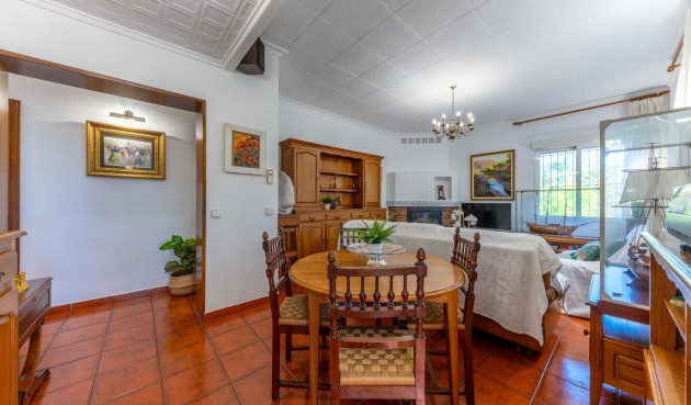 Resale - Villa -
Alicante - Ciudad De Asís - Font-calent - El Bacarot