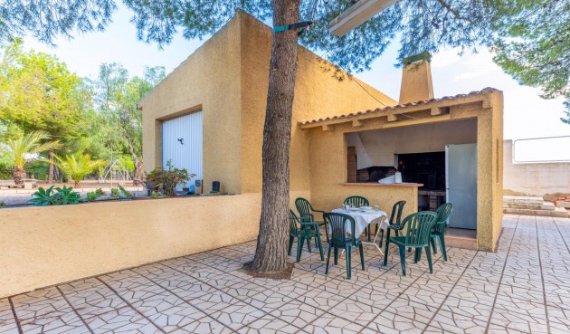 Resale - Villa -
Alicante - Ciudad De Asís - Font-calent - El Bacarot