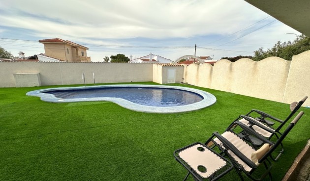 Resale - Villa -
Ciudad Quesada - Costa Blanca