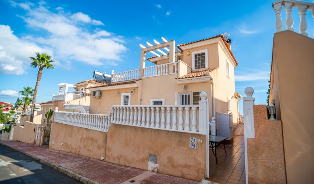 Resale - Villa -
San Miguel de Salinas - Inland