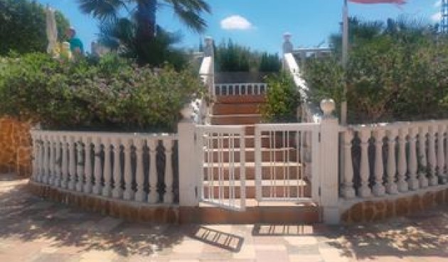 Resale - Villa -
Elche - Costa Blanca