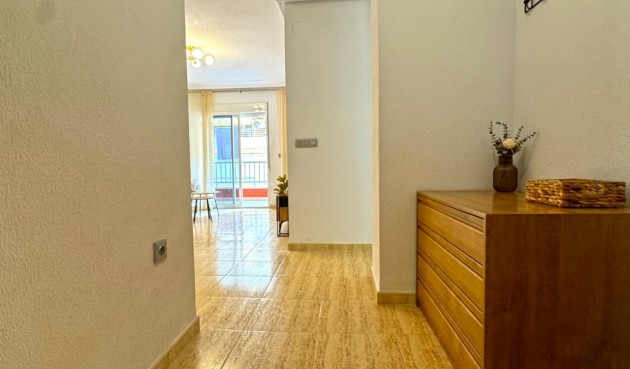 Resale - Apartment -
Torrevieja - Costa Blanca