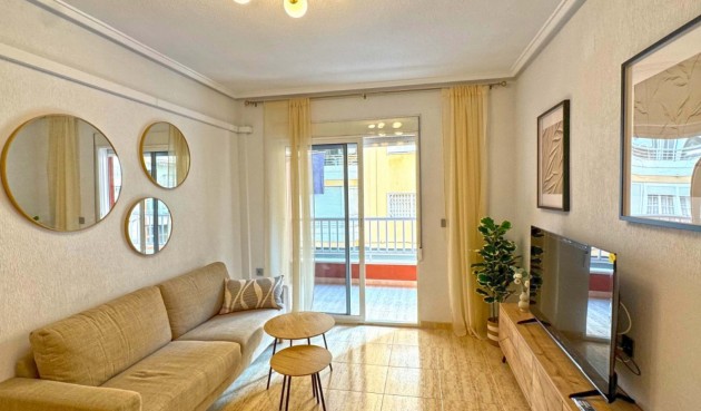 Resale - Apartment -
Torrevieja - Costa Blanca