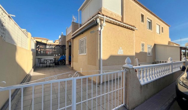 Resale - Town House -
Torrevieja - El Chaparral