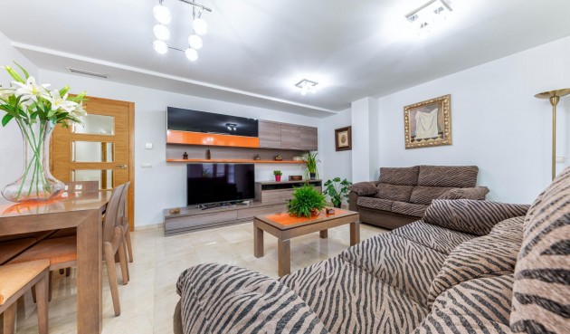 Resale - Apartment -
Alicante - Benalua