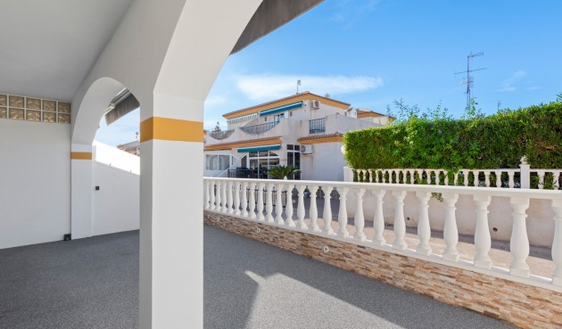 Resale - Villa -
Orihuela Costa - Costa Blanca