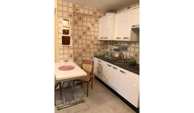 Resale - Apartment -
Torrevieja - Punta Prima